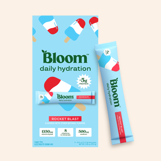 daily-hydration-sticks-r3 dailyhydration_RB_01_c604357d-be9c-44ab-8488-b4511e618f3b.png